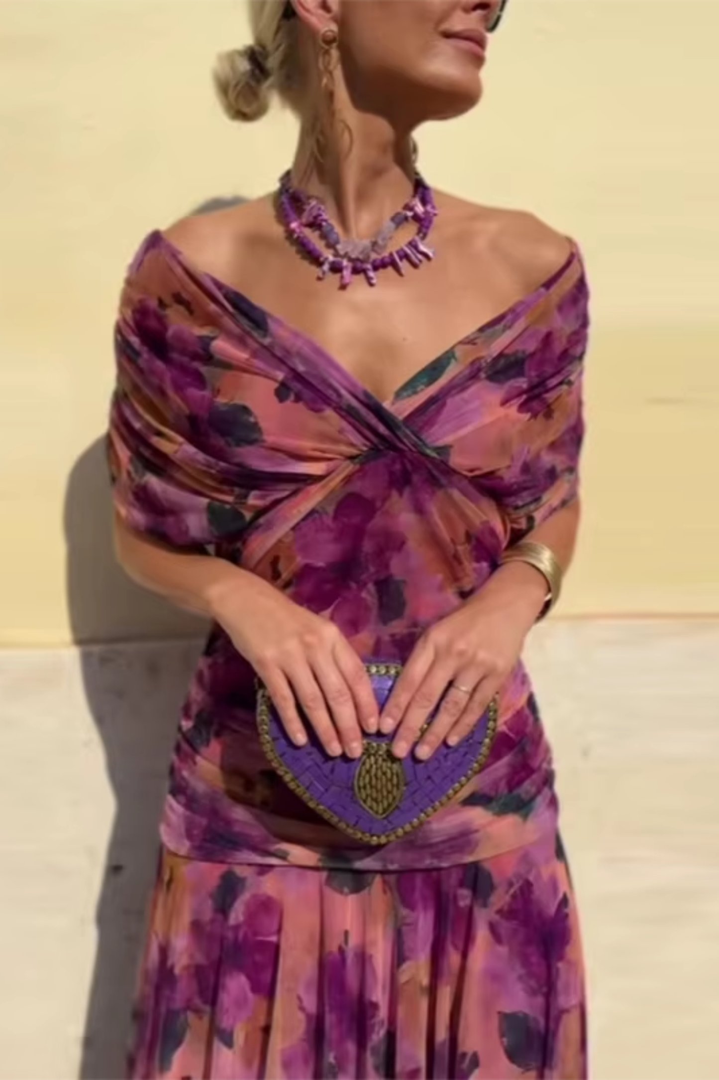 Louise | Elegancka sukienka wieczorowa z dekoltem w serek