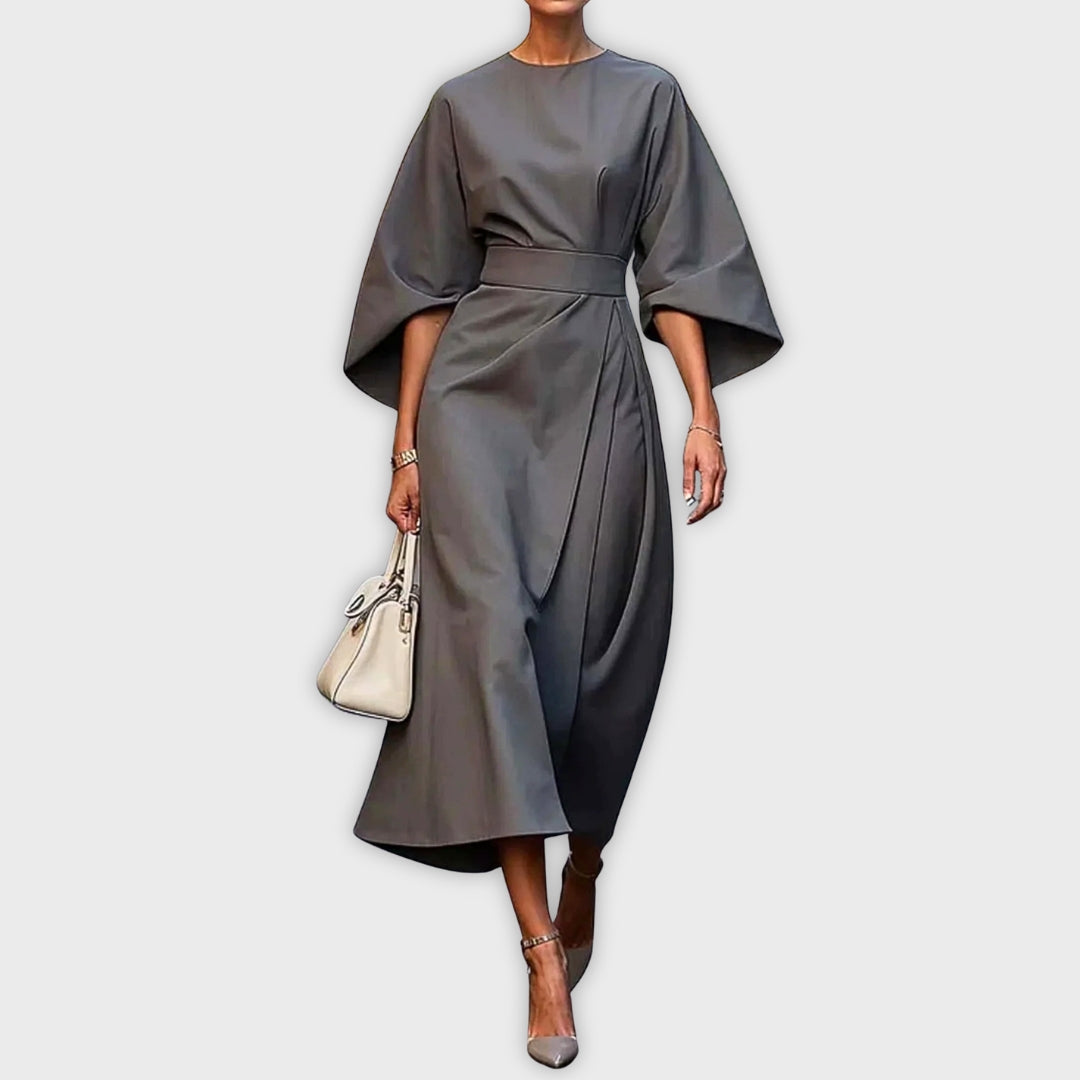 Olivia | Elegancka sukienka z paskiem i rękawami typu dolman
