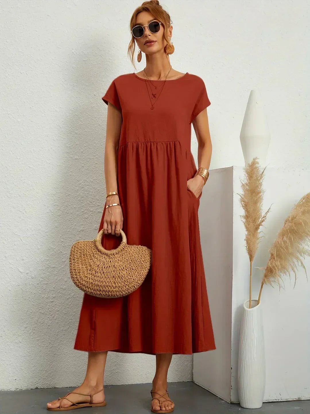 Gabrielle | Zwiewna sukienka midi o ponadczasowej elegancji