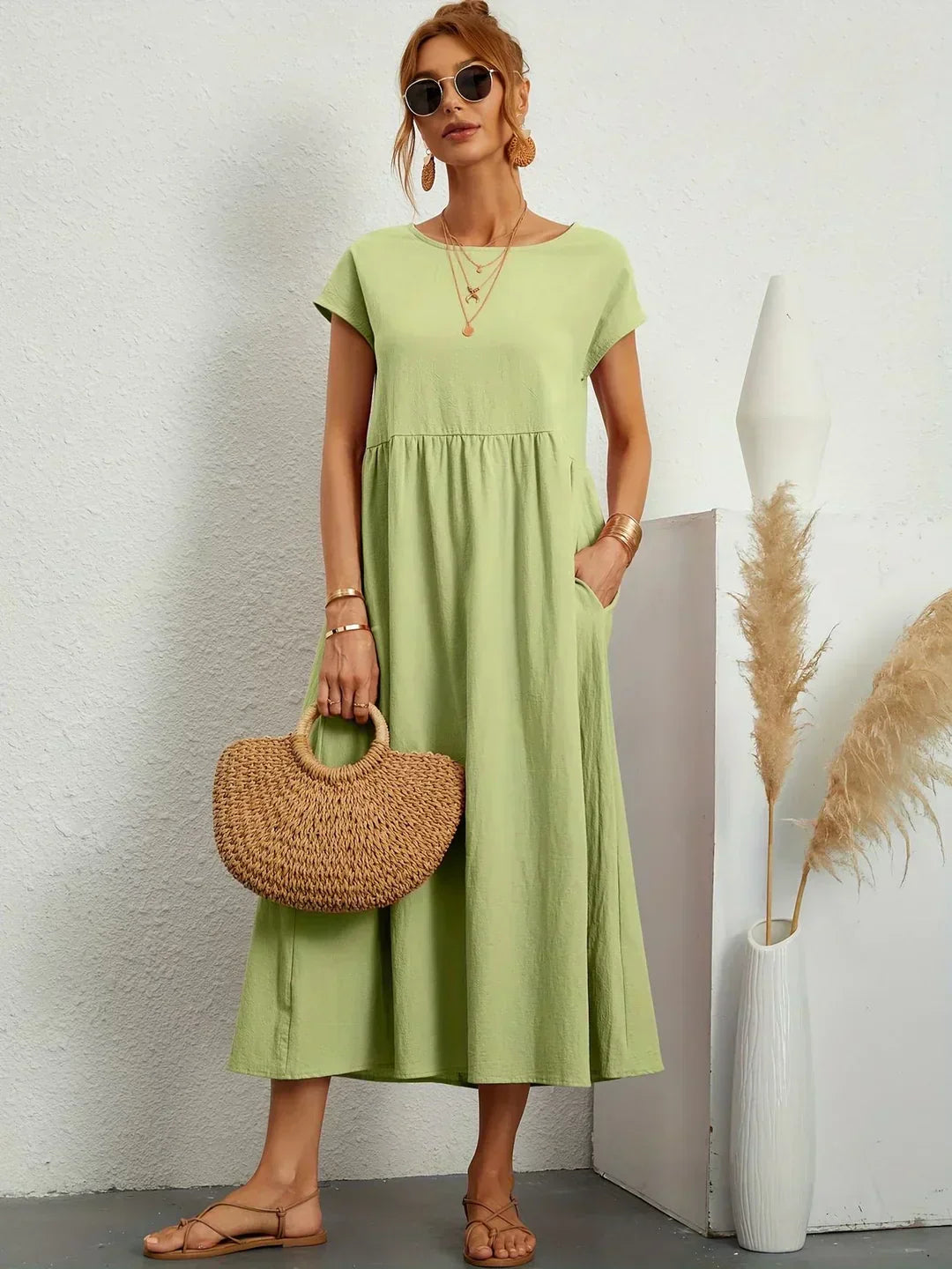 Gabrielle | Zwiewna sukienka midi o ponadczasowej elegancji