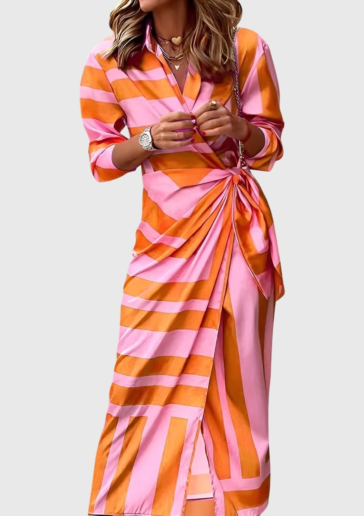 Everly™ | Elegancka sukienka kopertowa z nadrukiem
