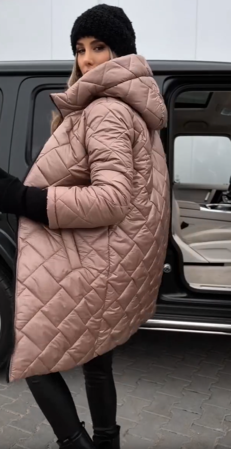 Bogna | Elegancka pikowana kurtka zimowa z kapturem